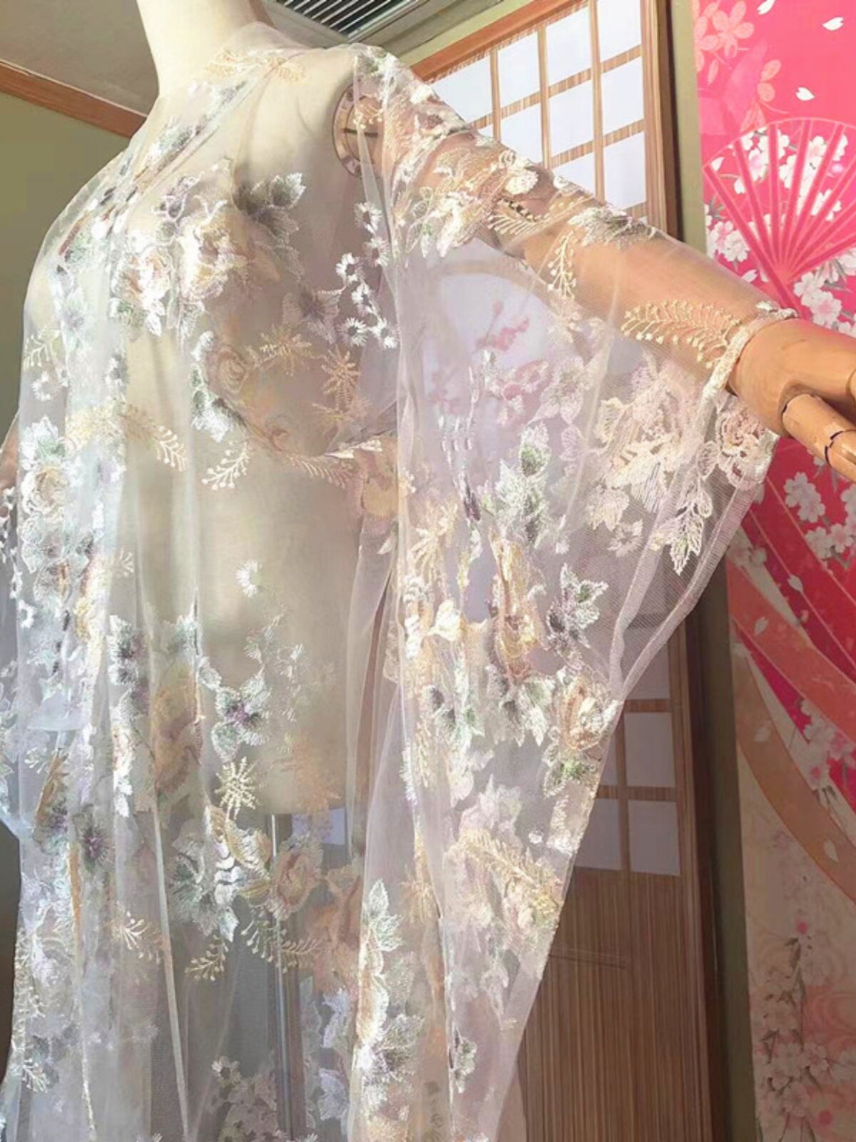 Japanese Style Sheer Floral Em - Kimono Sheer Floral 评论和价格