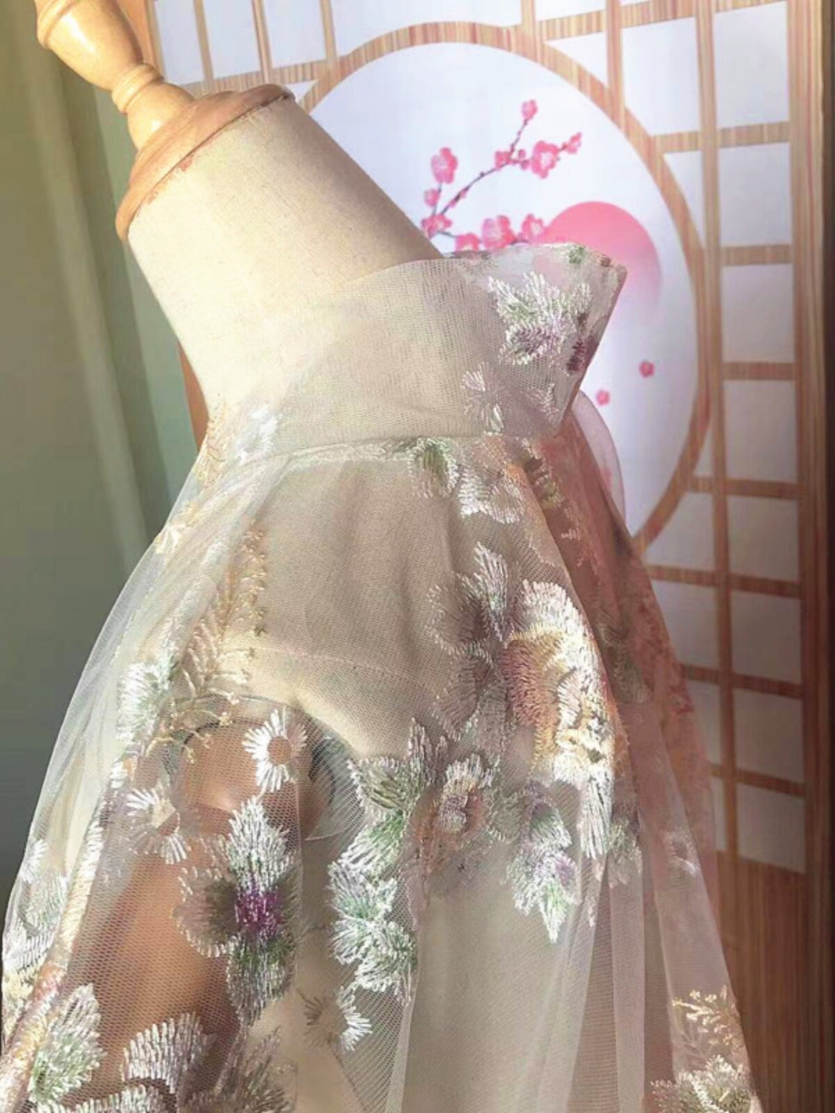 Japanese Style Sheer Floral Em - Kimono Sheer Floral 评论和价格